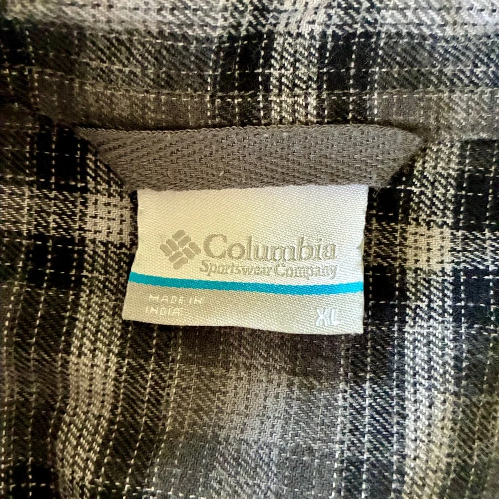Columbia Flannel Shirt Men’s XL Gray Plaid Button Down Outdoor Layering Hiking - Picture 11 of 14